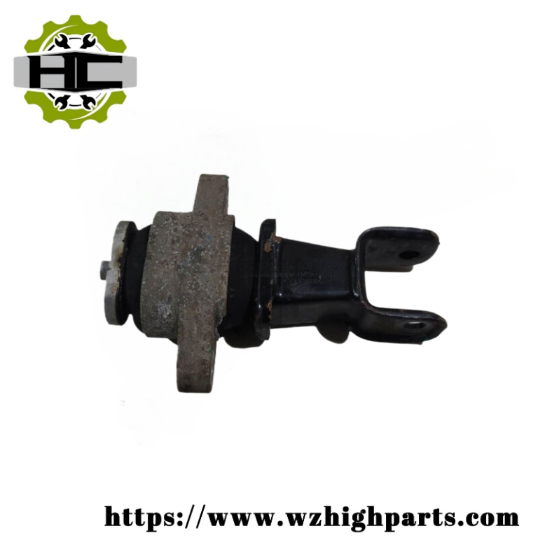 1001D50K0000 Rear engine mount Dongfeng 580 2017(1)